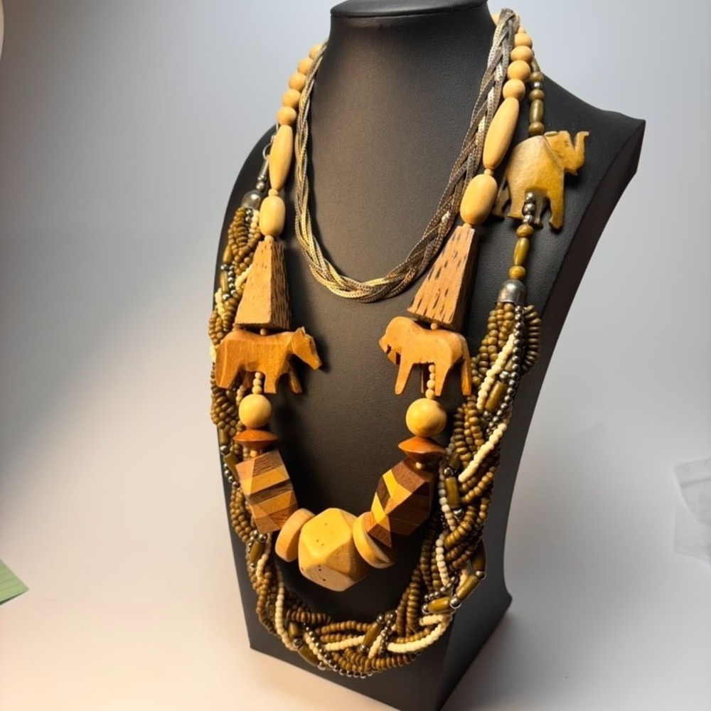 Chunky Vintage Necklace Wood Beads Seeds Carved Animals Boho Maximalist 1970s - Picture 7 of 16